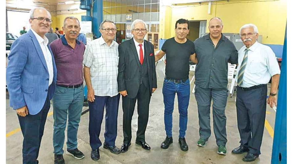 İzmir’in önde gelenleri pilav gününde buluştu